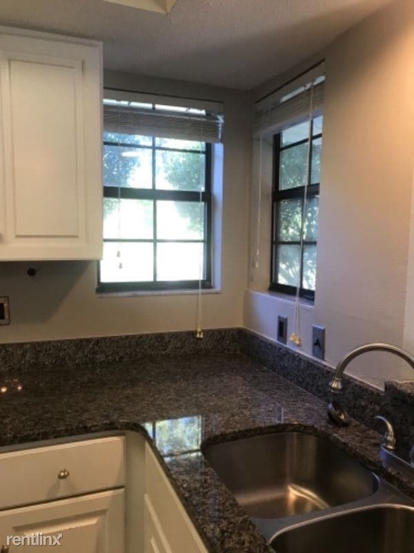 Building Photo - 2 br, 2 bath Condo - 1848 Montclair Dr