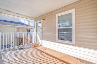 Building Photo - 610 Zephyr Ct