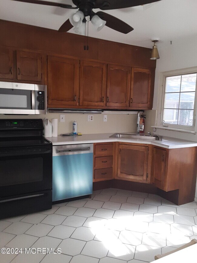 Foto del edificio - 183A Sterling Ct