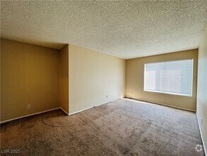 Building Photo - 3503 Villa Knolls S Dr