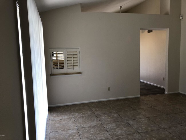 Building Photo - 5533 W Cholla St