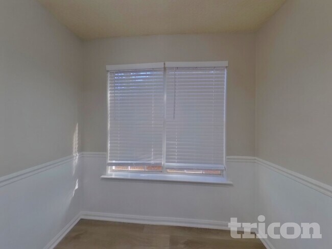 Foto del edificio - 421 Washington Dr