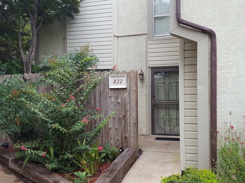 Foto principal - 822 Cardinal Creek Blvd