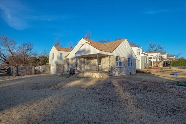 Building Photo - 721 NW 46th St