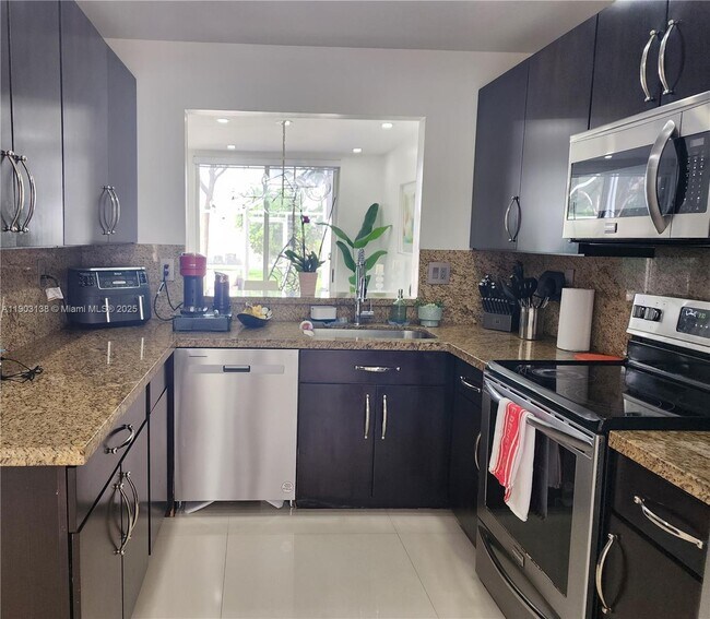 Foto del edificio - 9777 NW 45th Ln