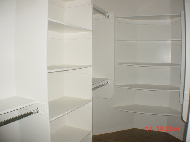 Building Photo - 2519 Rockefeller Ln