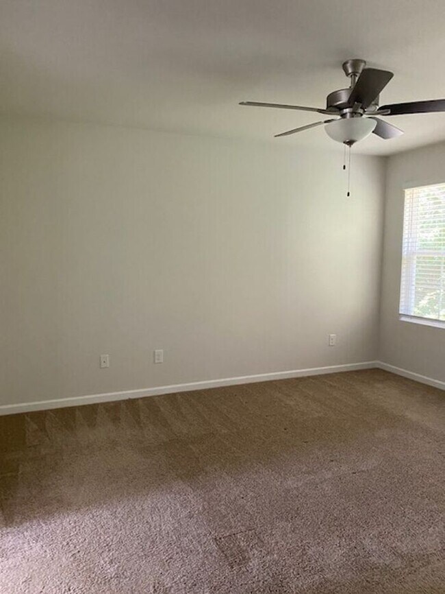 Foto del edificio - 3707 Glen Meadows Dr