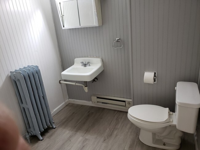 Bathroom - 219 S 11th St