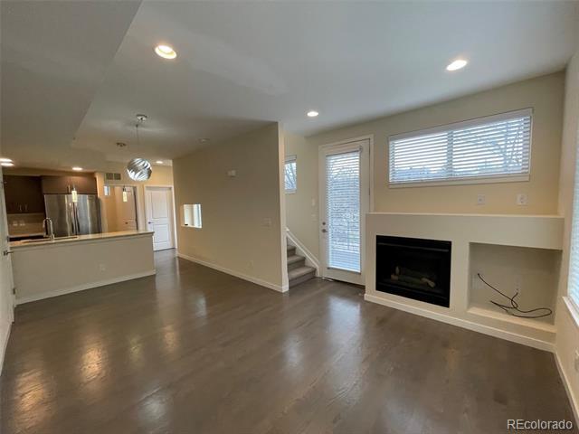 Foto del edificio - 1883 Vine St