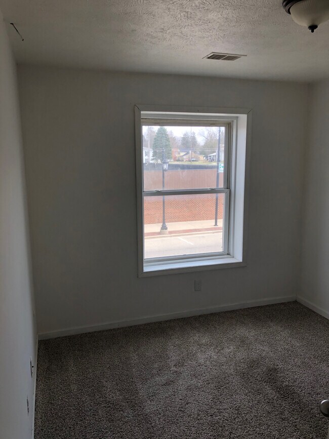 Building Photo - 73 S Main