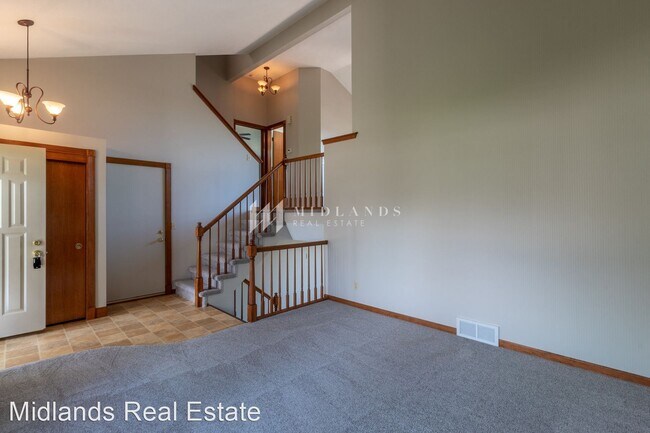 Foto del edificio - 3 br, 2 bath House - 13303 S 32nd Cir