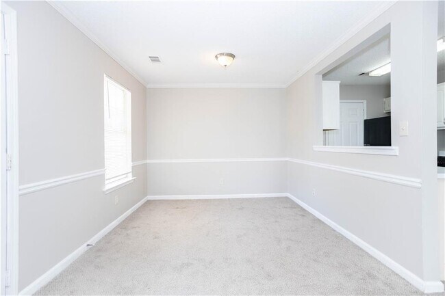 Building Photo - 1353 N Hampton Dr