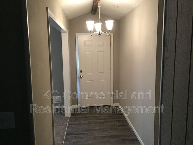 Foto del edificio - 8840 Crescent Ave