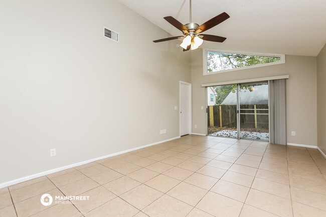 Building Photo - 1239 Pin Oak Dr