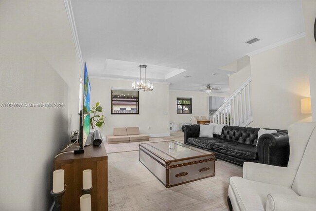 Foto del edificio - 628 SE 37th Pl