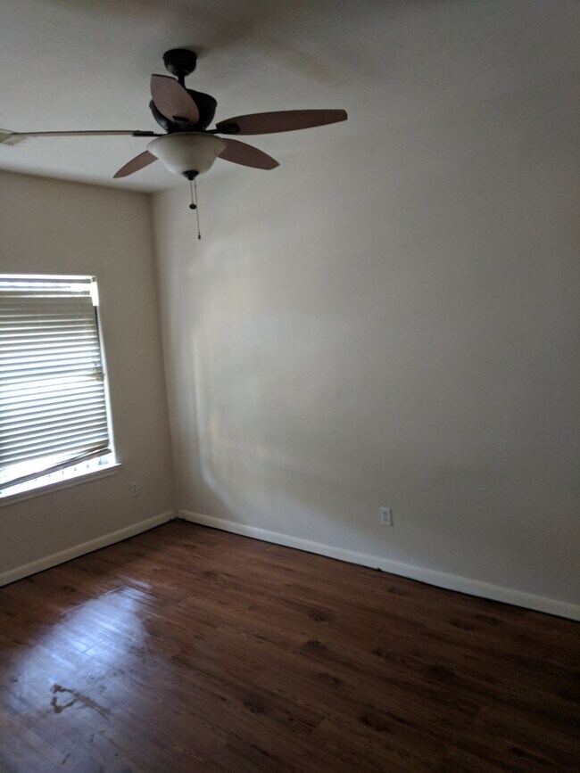 Foto del edificio - Room4Rent