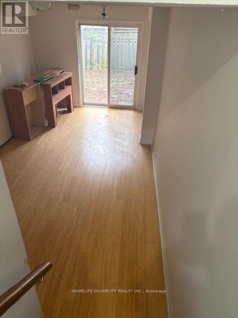 Building Photo - 65 Brickyard Way