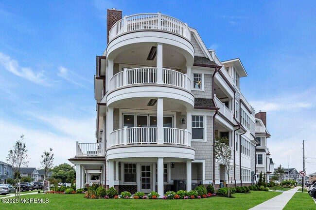 Foto del edificio - 102 2nd Ave