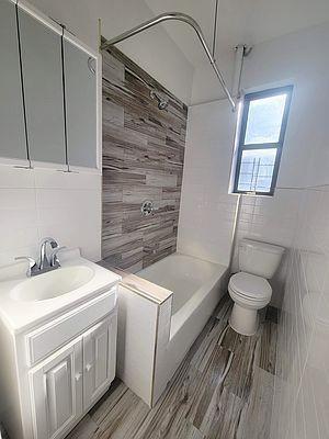 Foto del edificio - 1 bedroom in BRONX NY 10468