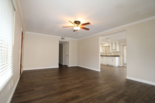 Building Photo - Single-Story 3-Bedroom Redlands Condo in A...