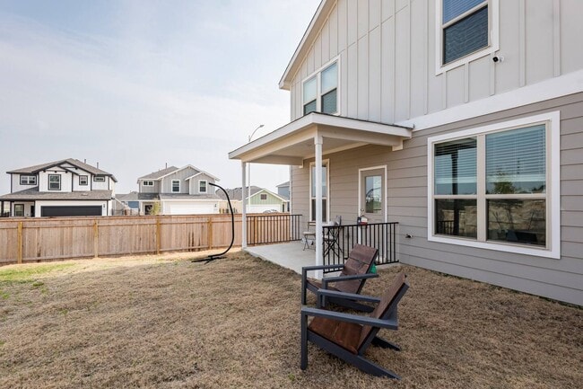 Building Photo - 11101 Mestengo Dr