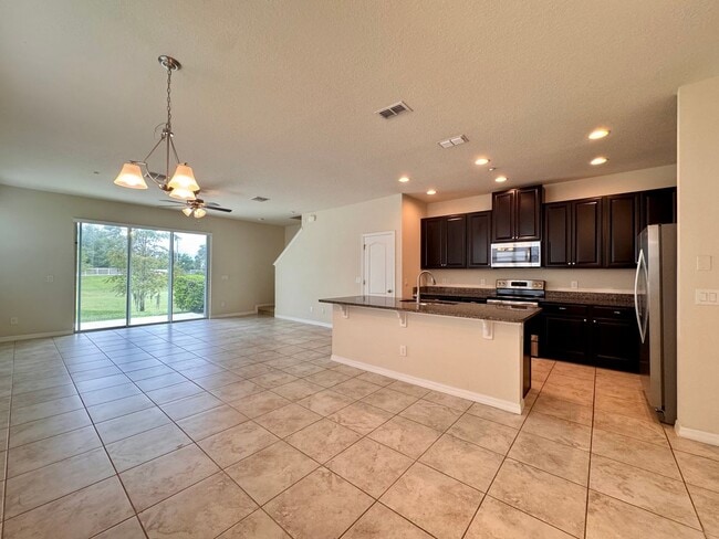 Foto del edificio - 3/2.5 Town Home in Winter Park!