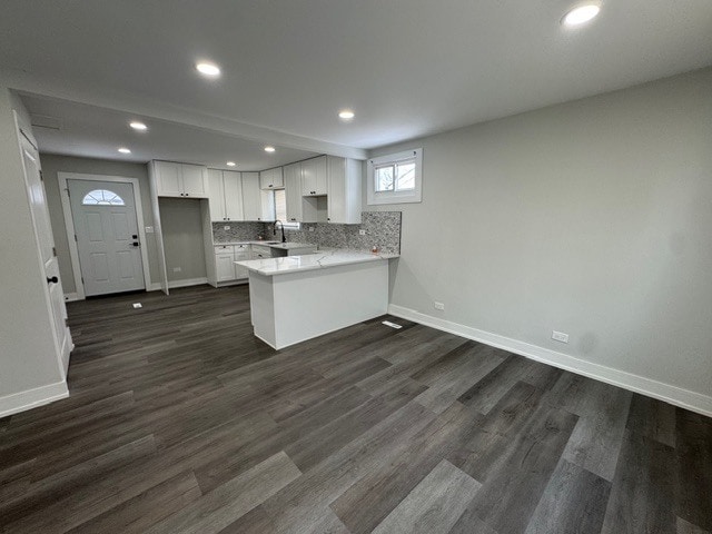 Foto del edificio - 16752 Artesian Ave