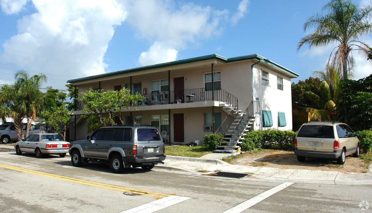 Foto del edificio - Grove Point Apartments