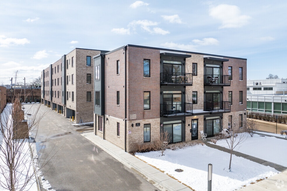 Apartments for Rent in Evanston IL - 1,095 Rentals | Apartments.com
