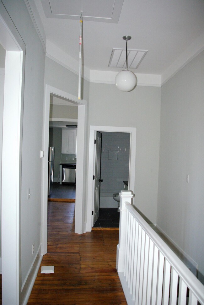 Foto del edificio - 310 W 31st St