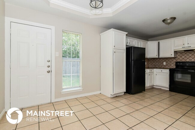 Foto del edificio - 151 Bass Rd