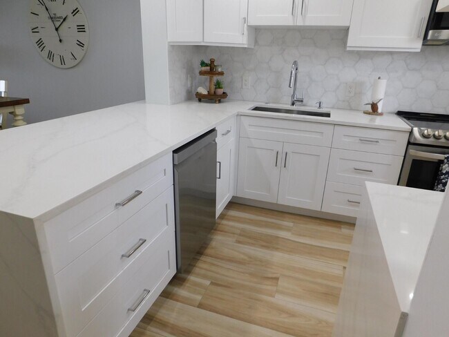 Foto del edificio - 2871 N Ocean Blvd