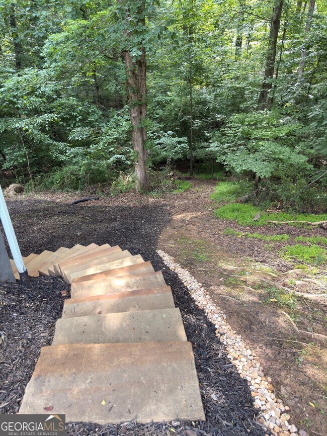Building Photo - 5706 Amberside Ln NE