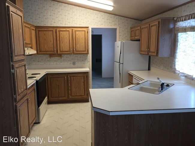 Building Photo - 4 br, 2 bath House - 98 Licht Pkwy