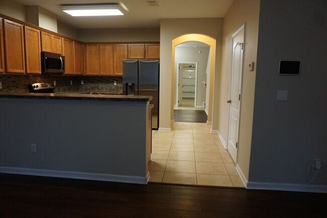 Foto del edificio - 3 Bedroom 2.5 Bathroom Townhome Near Mill ...