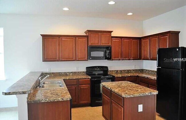 Building Photo - 934 Krenson Woods Rd