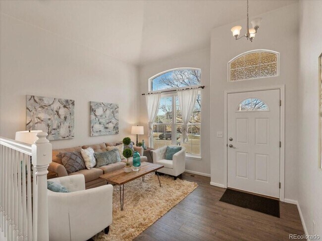Foto del edificio - FABULOUS 3-BDRM, 3-BATH HOME IN GORGEOUS CASTLE PINES! JULY 1st OCCUPANCY!