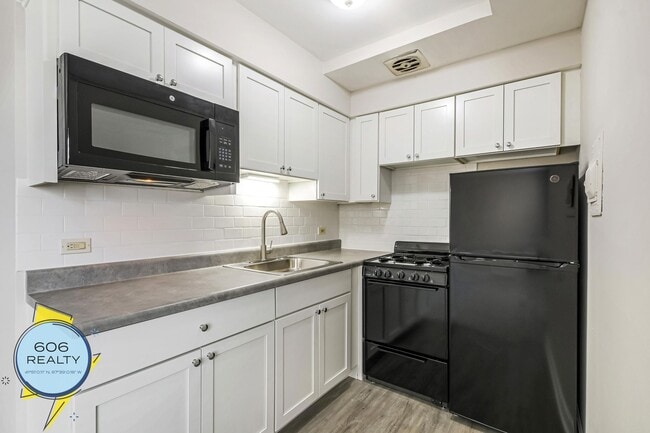 Foto del edificio - 3001 N Thatcher Ave