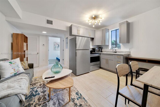 Foto del edificio - 2162 SW 14th Terrace