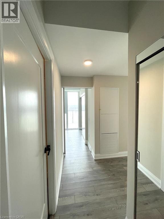 Building Photo - 15 Skyridge Dr