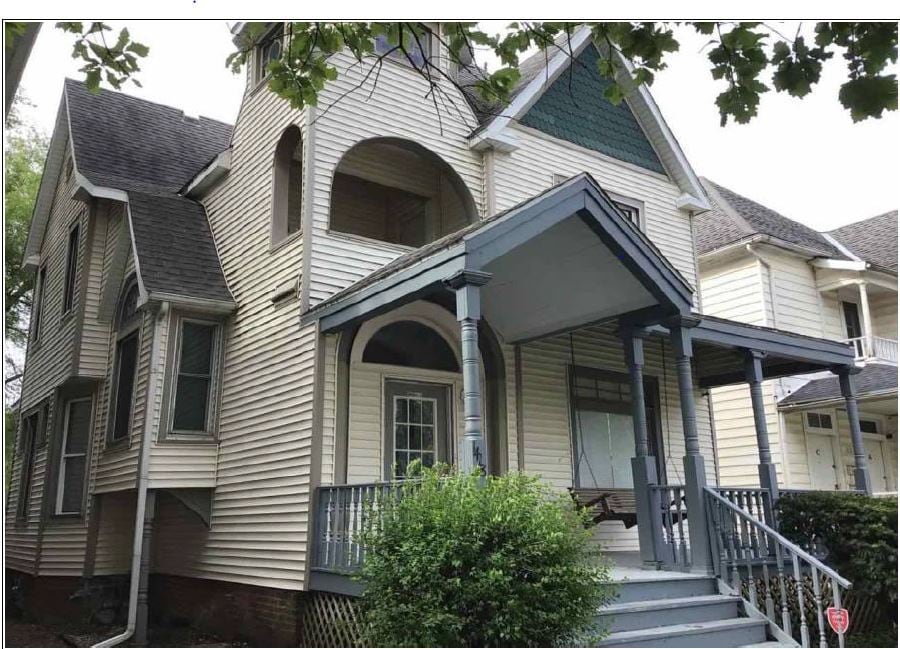 Front - 1418 W Barker Ave