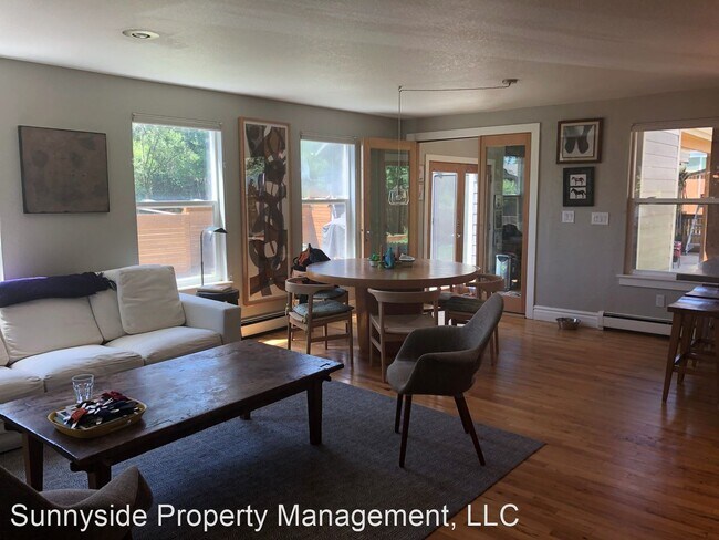 Foto del edificio - 4 br, 3 bath House - 1305 Georgetown Road