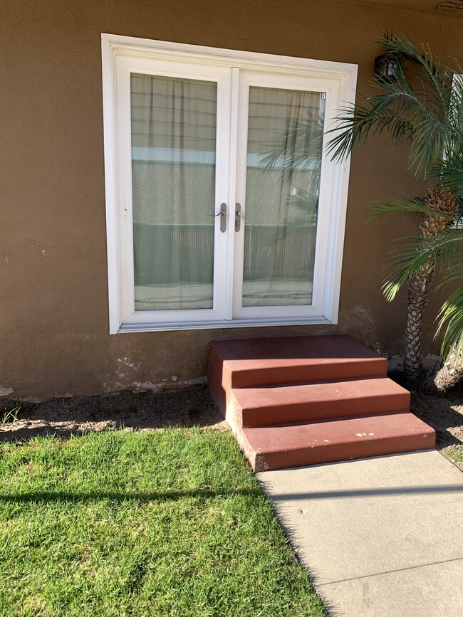 Building Photo - 1745 Orizaba Ave