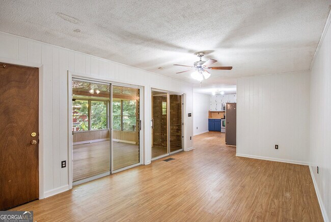 Foto del edificio - 3323 Northside Dr