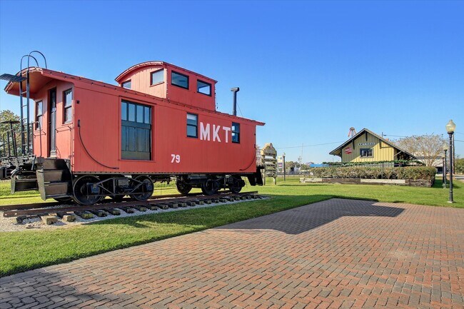 Foto del edificio - 5359 Little John Ln