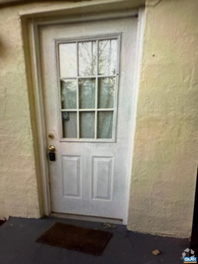Building Photo - 1102 River Ct