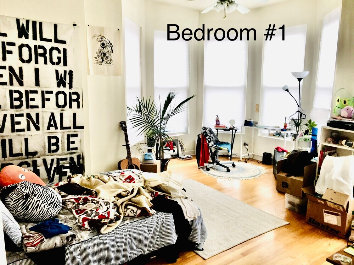 Foto principal - 2659 W Armitage Ave