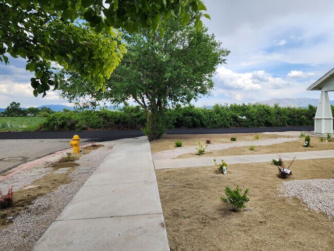 Foto del edificio - Home For Rent in Arbor Gardens-Gardnerville