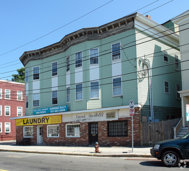 Building Photo - 372-374 Washington St