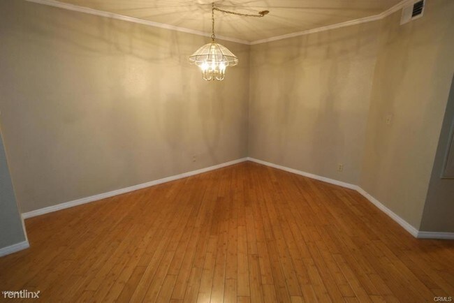 Building Photo - 5805 Oak Bend Ln